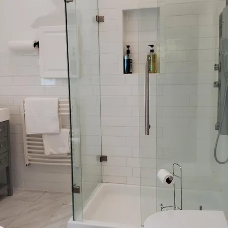 Gorgeous Victorian House!! Entire Suite In Sam'S Home Nova Iorque Exterior foto