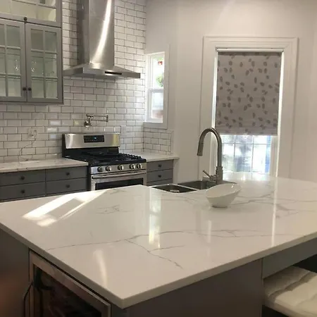 Gorgeous Victorian House!! Entire Suite In Sam'S Home Nova Iorque Exterior foto